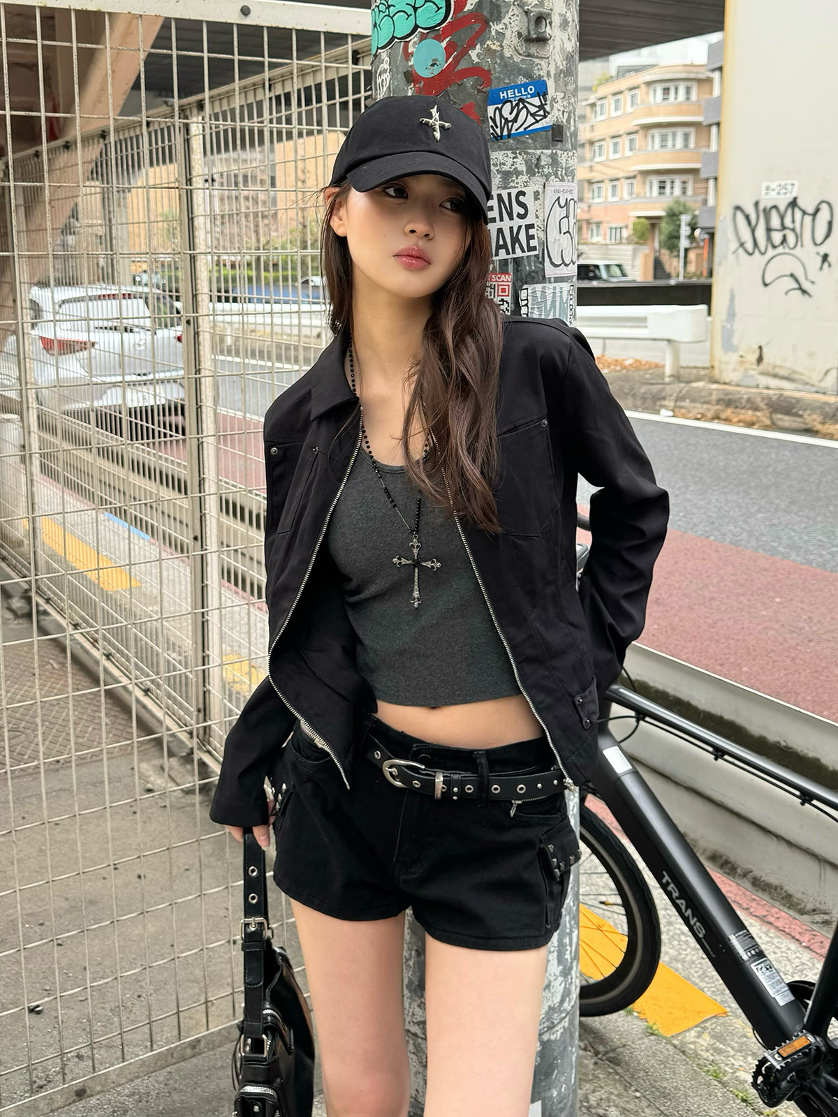 スリムシルエットジップジャケット