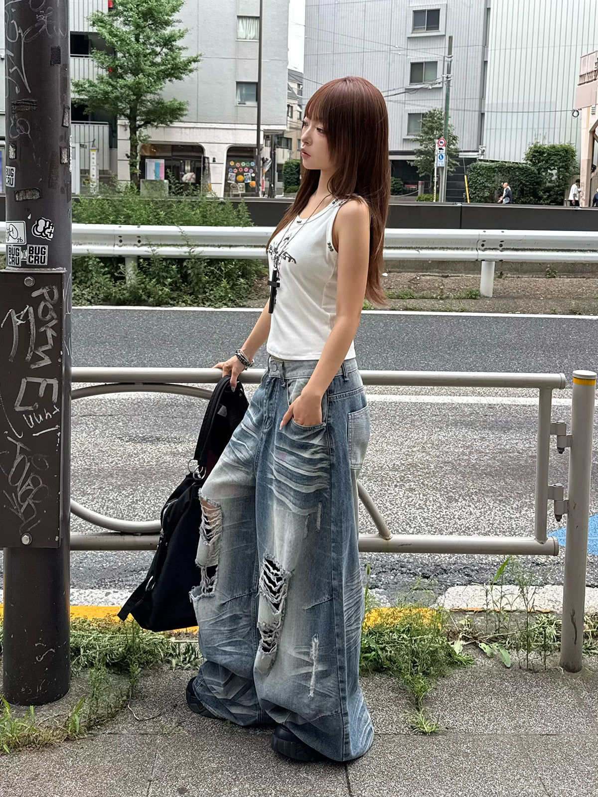 ウォッシュダメージカーブワイドデニムパンツ