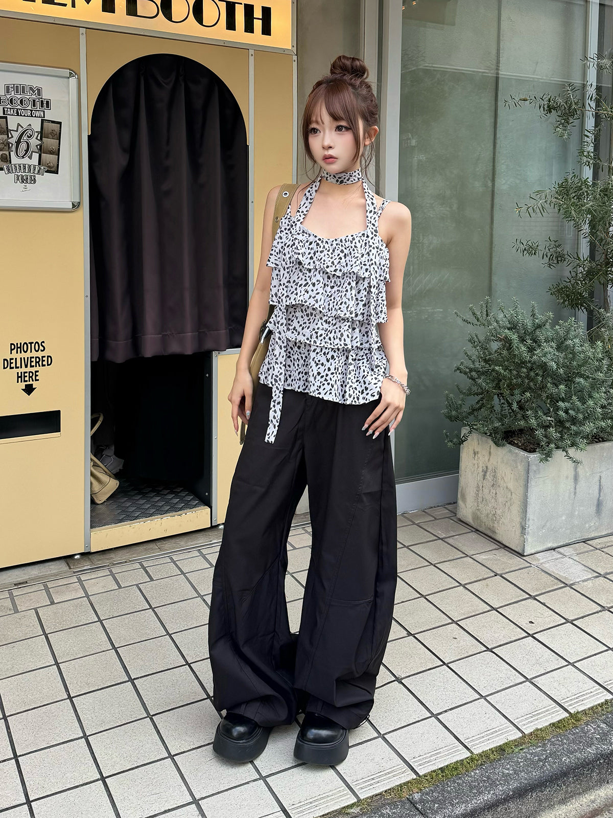 スタッズベルトバルーンワイドパンツ – ANDOR ONLINE