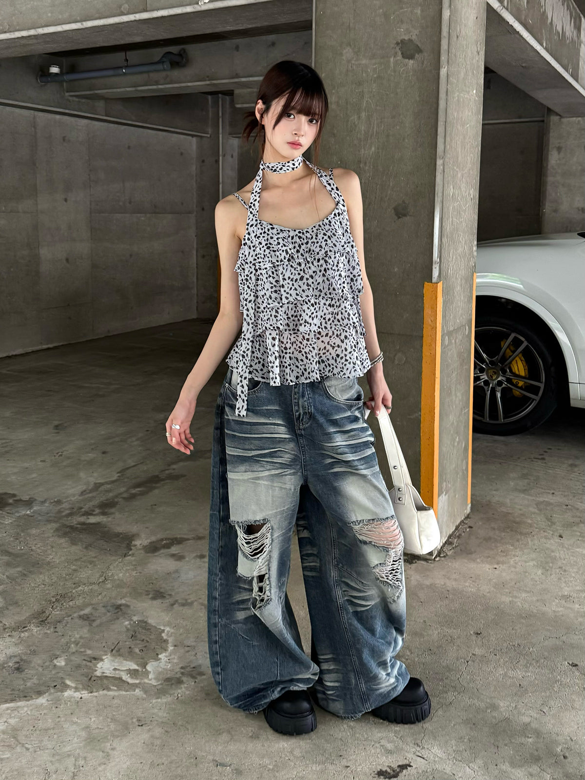 ウォッシュダメージカーブワイドデニムパンツ – ANDOR ONLINE
