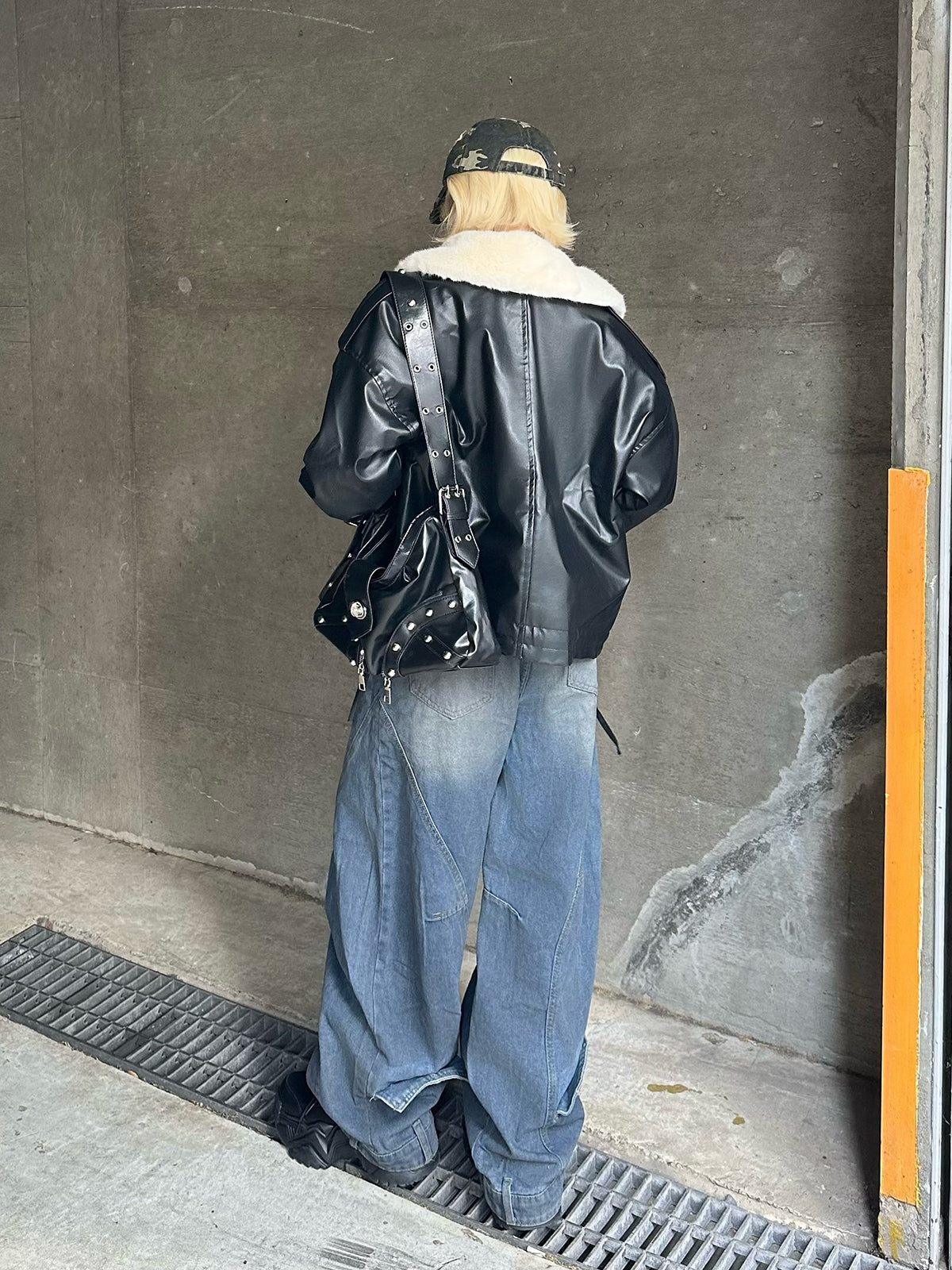 クロスウエストワイドカーブデニムパンツ – ANDOR ONLINE