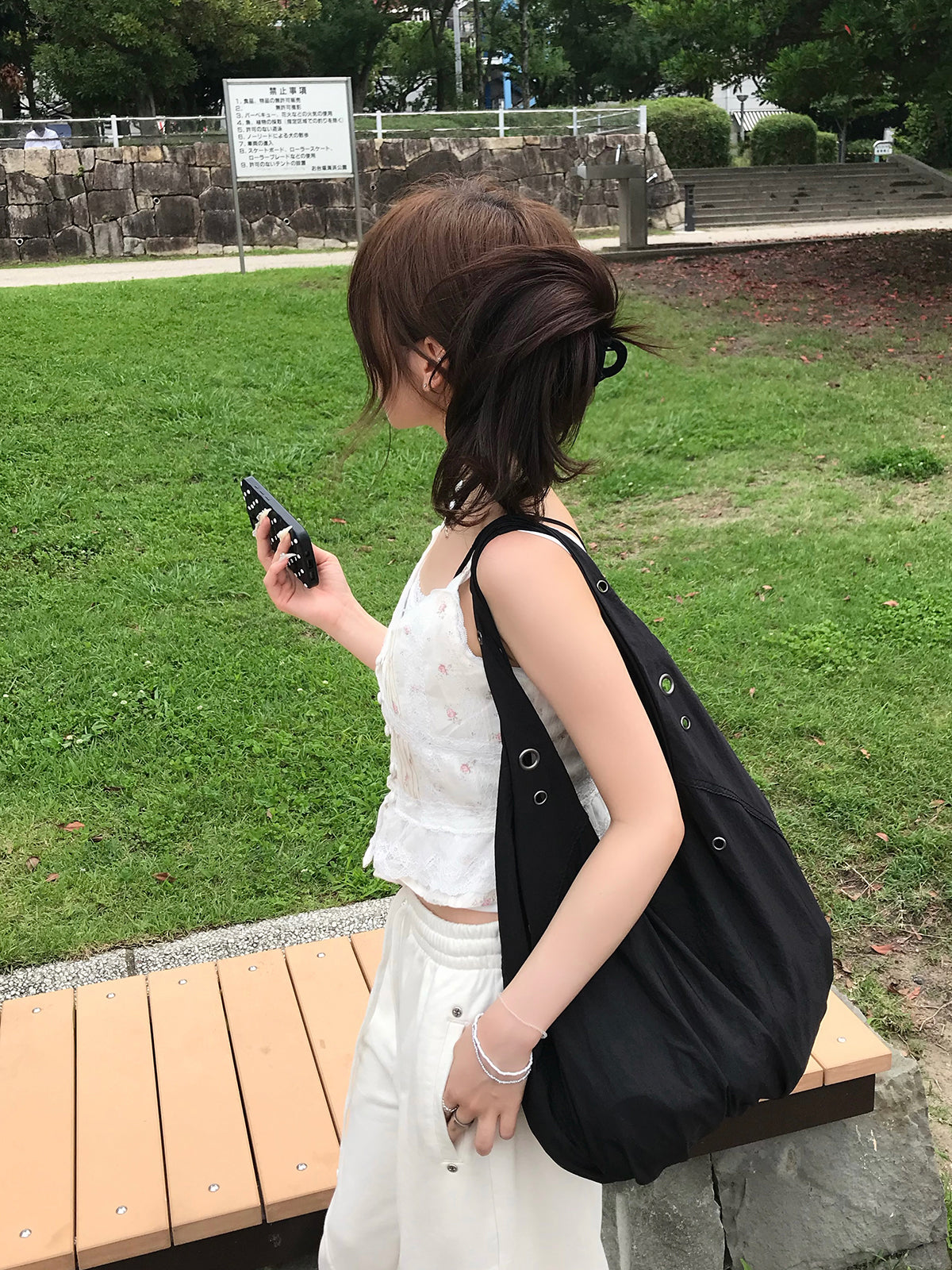 レイヤードフラワーレースキャミソール