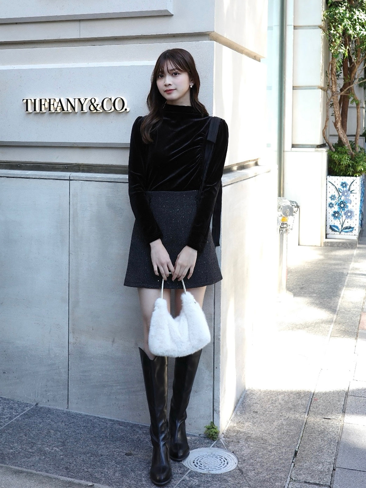 ショルダータイハイネックベロアカットソー