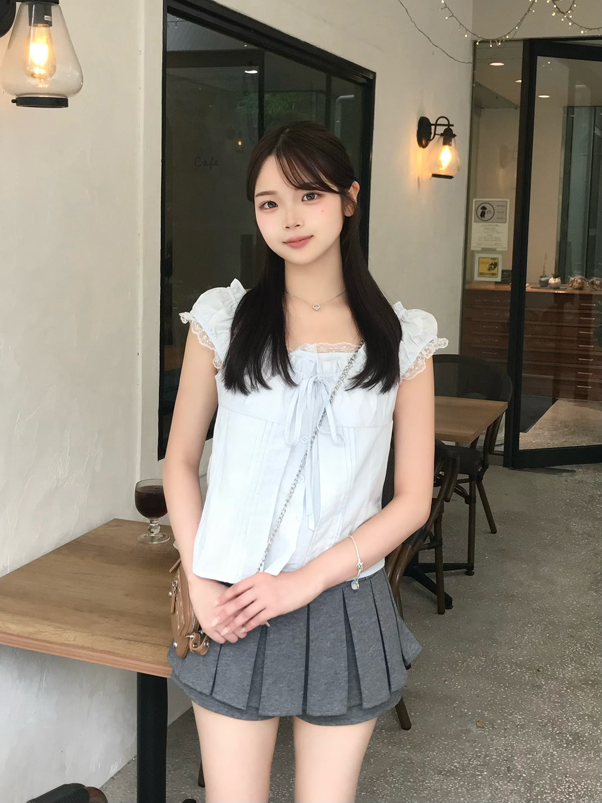 リボンフリルネックブラウス