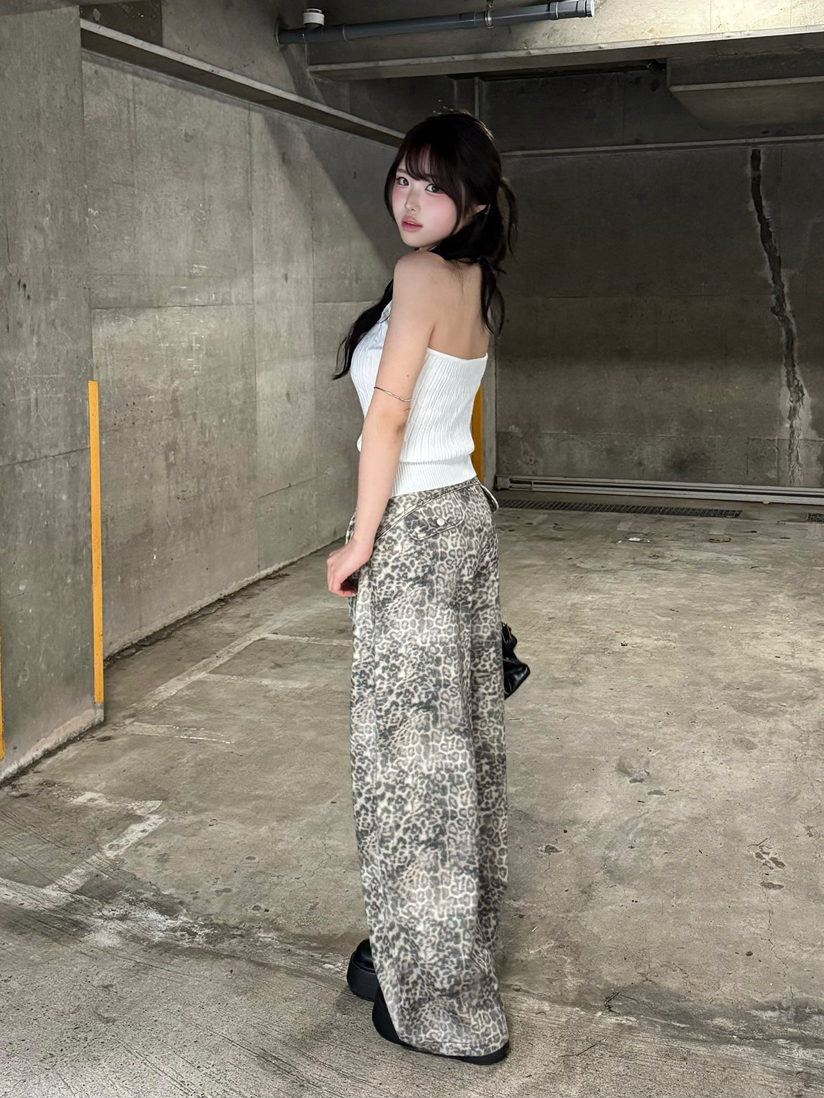 レオパードプリントステッチワイドデニムパンツ