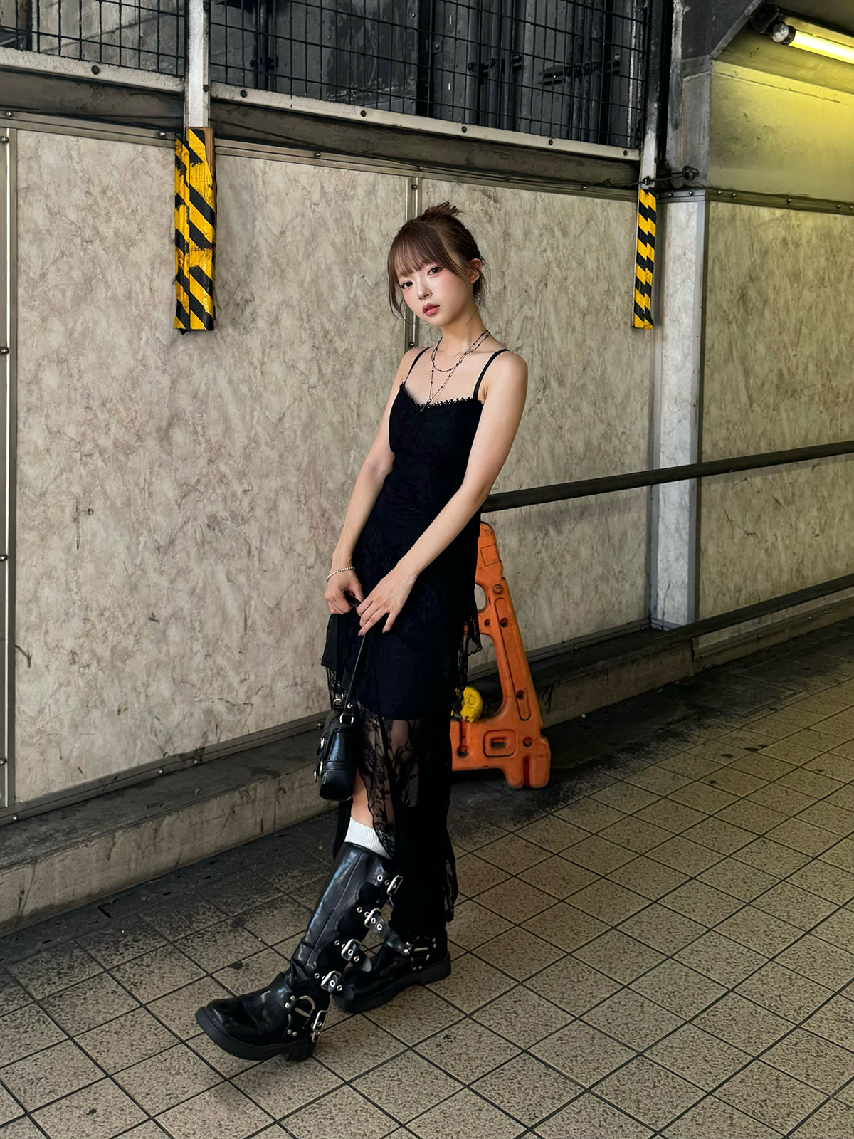 シアーレースアシメキャミワンピース – ANDOR ONLINE