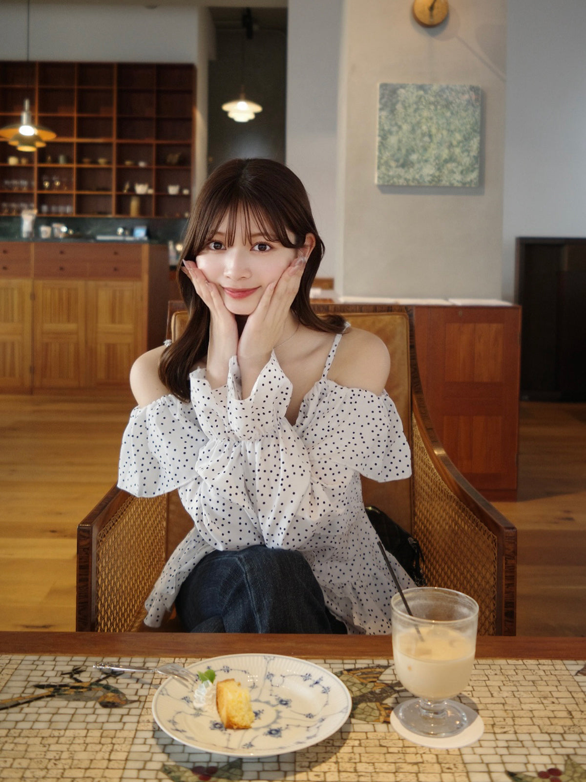 フリルドットオフショルブラウス