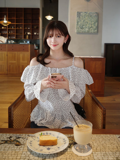 フリルドットオフショルブラウス