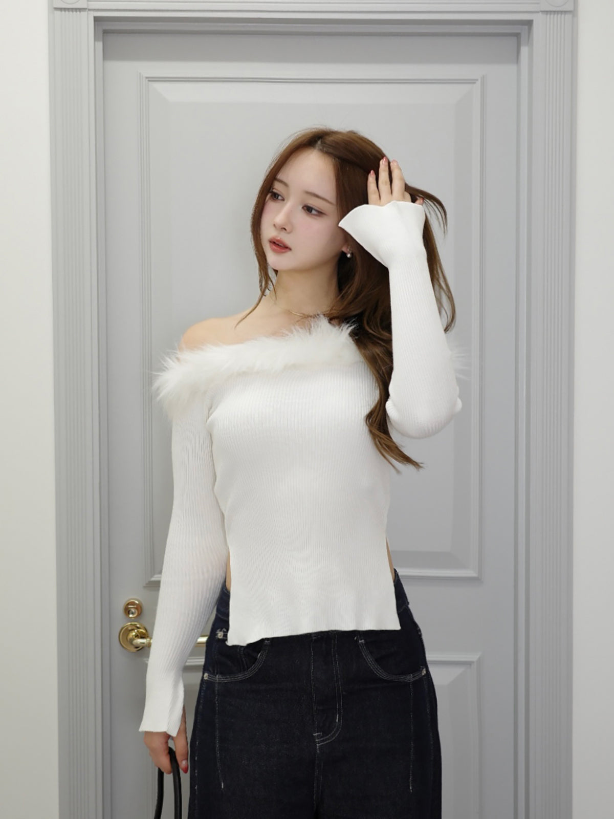 ファータッチオフショルリブニット