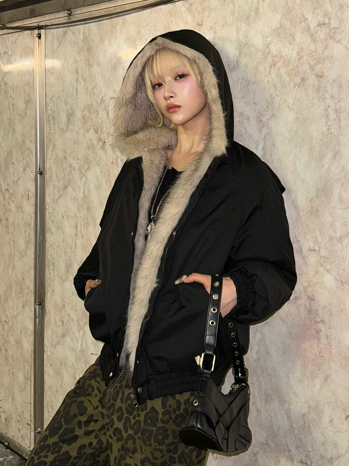 アウター – ANDOR ONLINE