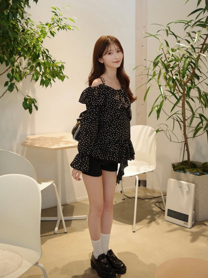 フリルドットオフショルブラウス