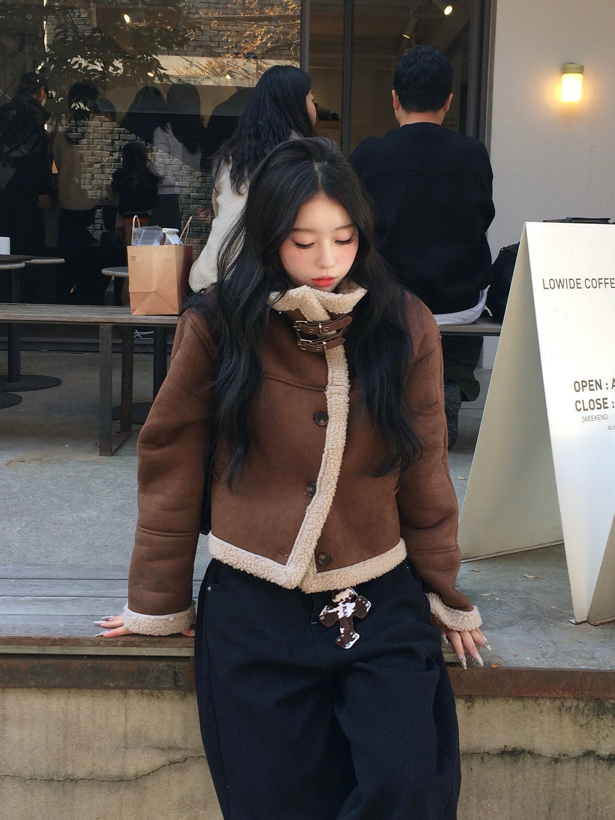 コート – ANDOR ONLINE