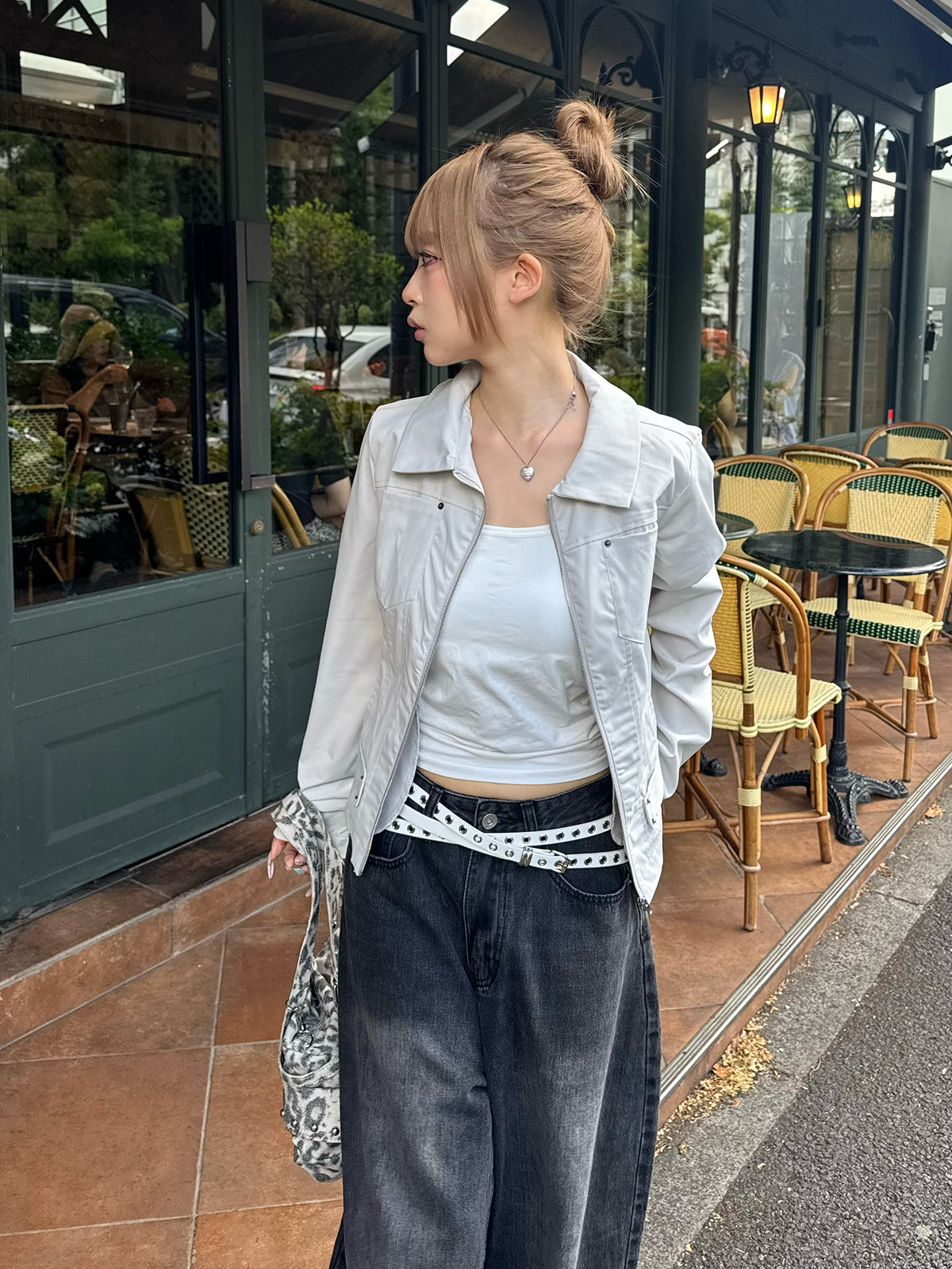 スリムシルエットジップジャケット