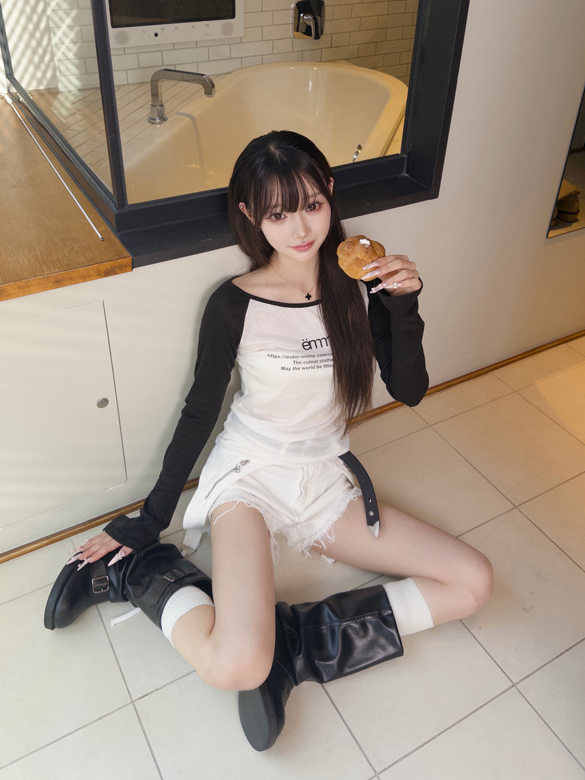 ラグランスリーブロゴシアーカットソー – ANDOR ONLINE