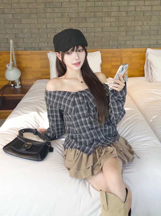 オフショルチェックブラウス