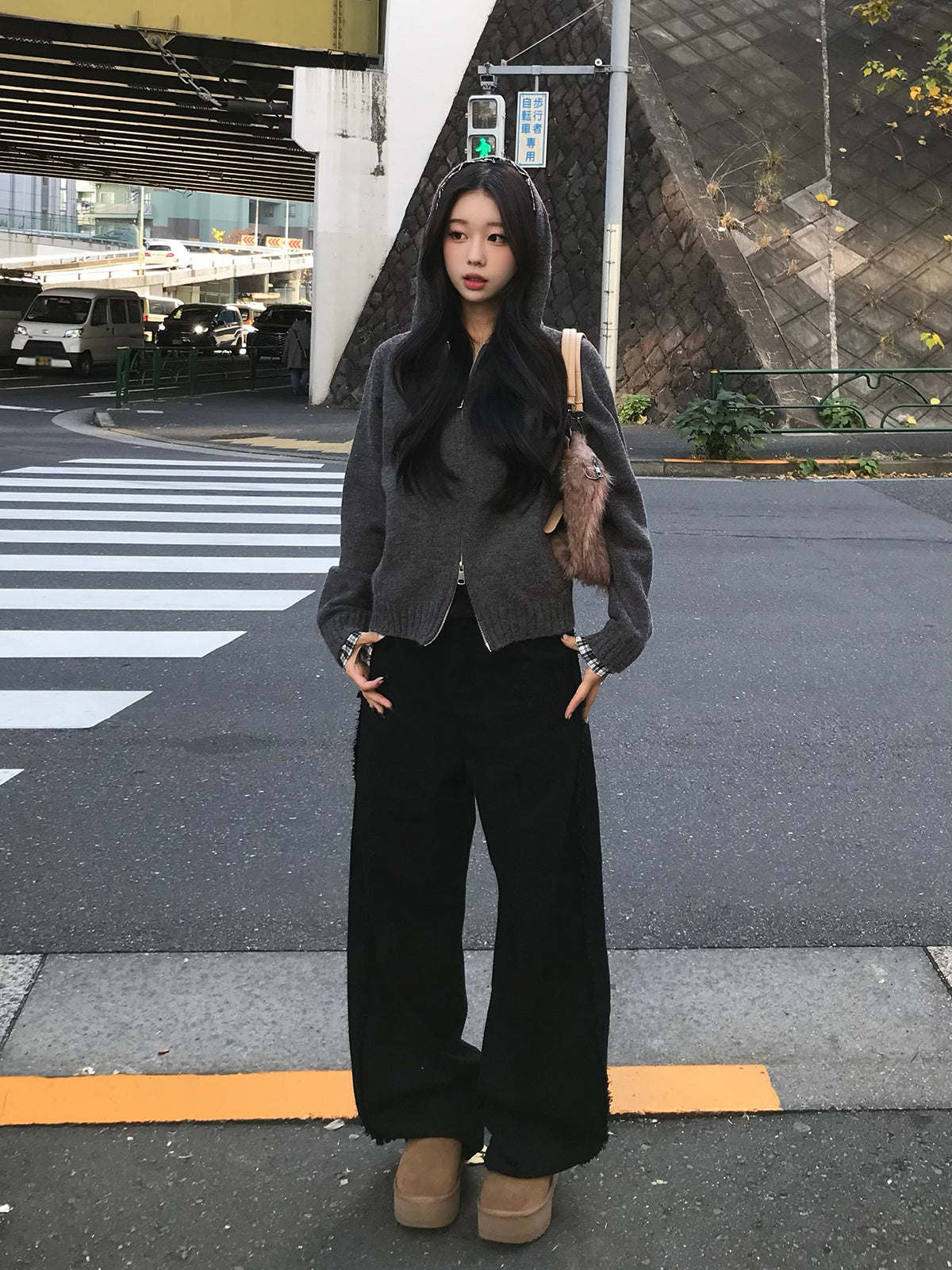 フリンジワイドブラックデニムパンツ – ANDOR ONLINE