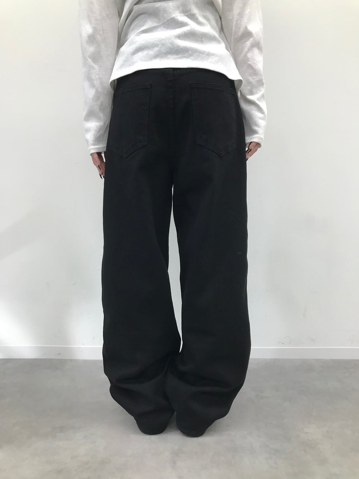 フリンジワイドブラックデニムパンツ