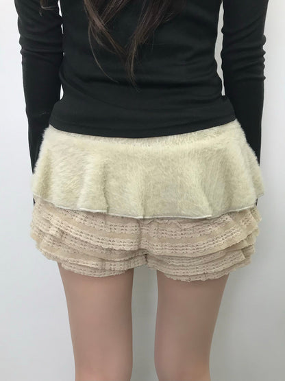 シャギーフリルニットショートパンツ
