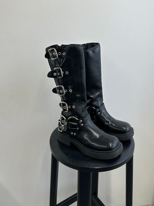 Belt design biker boots