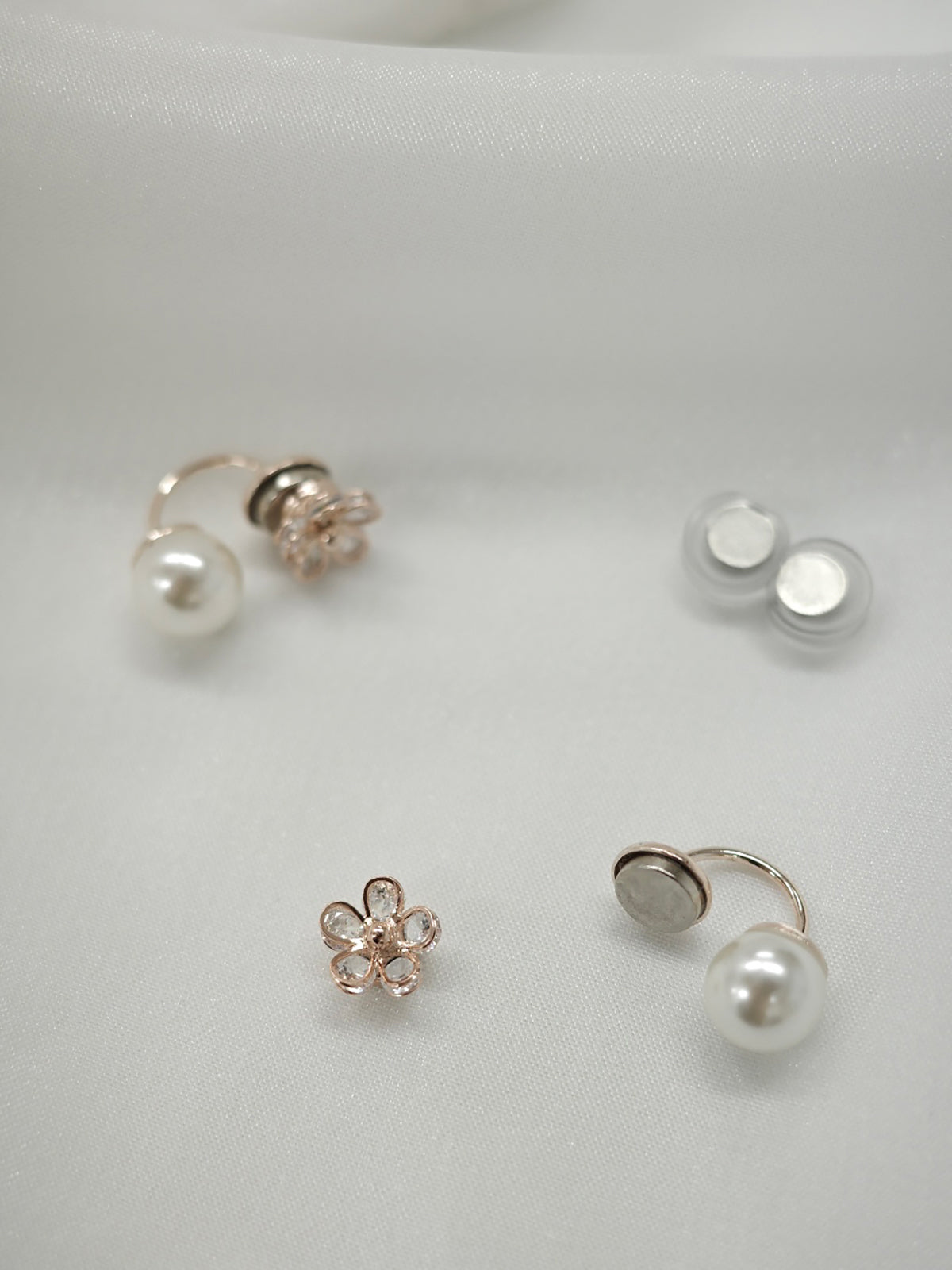2wayデイジーマグネットピアス